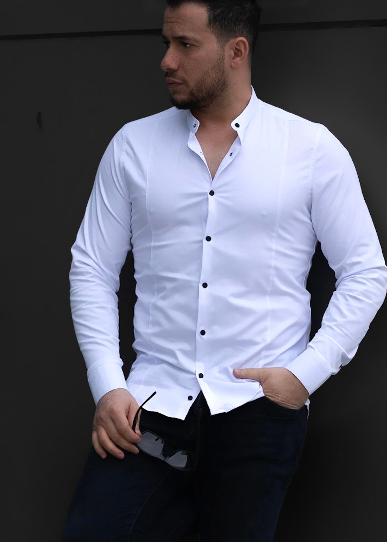 Біла сорочка приталена на кнопках із модними виточками M L XL XXL 3XL 01-03-4012
