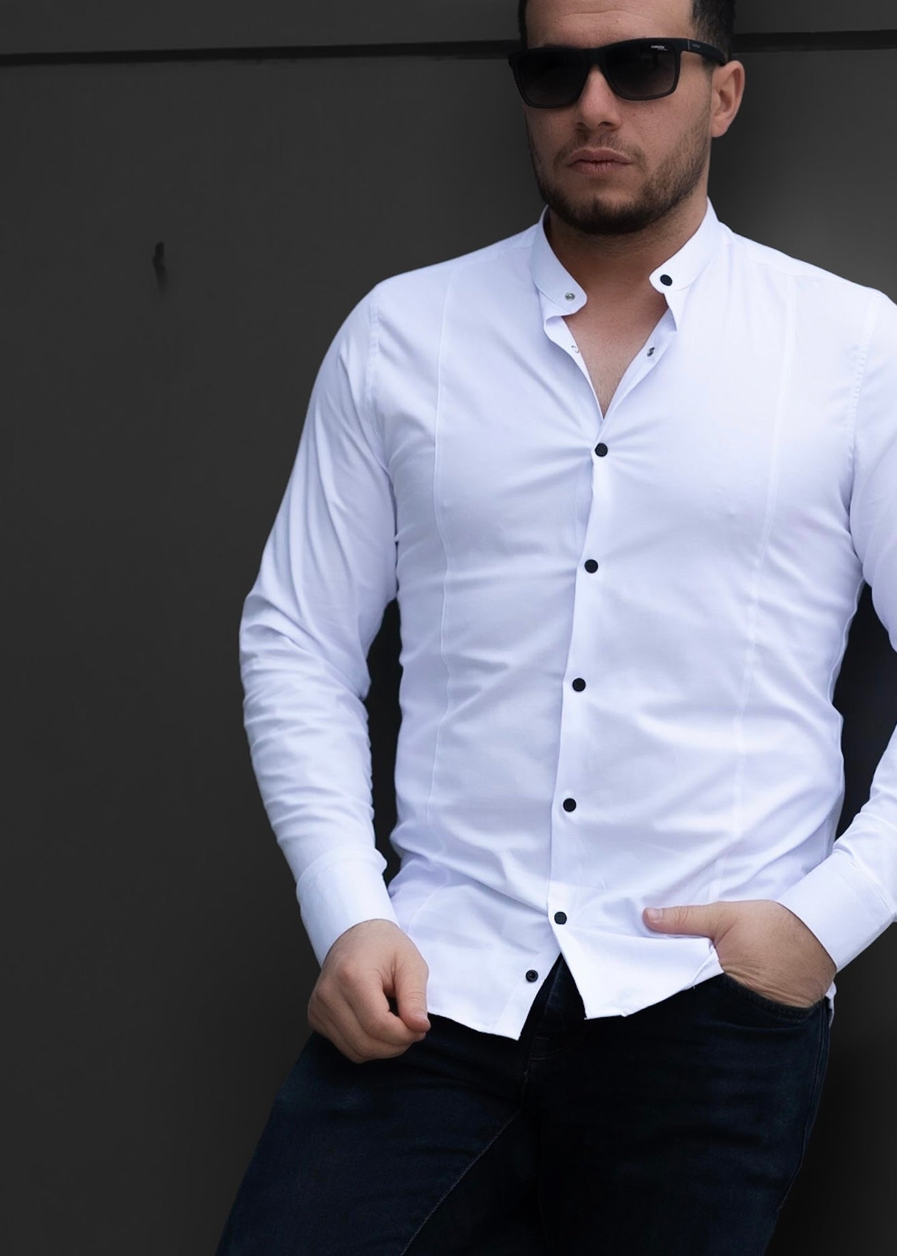 Біла сорочка приталена на кнопках із модними виточками M L XL XXL 3XL 01-03-4012