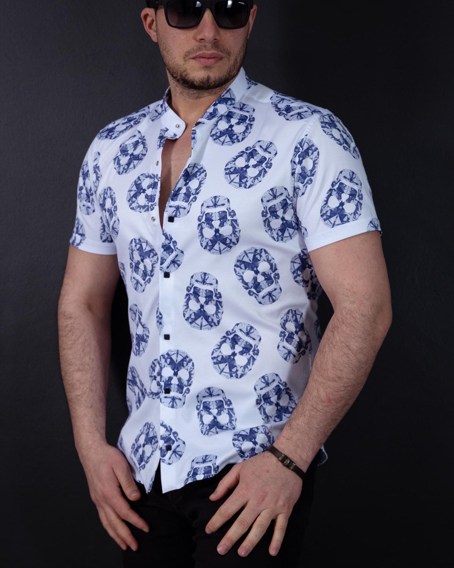 Біла літня рубашка на кнопках з модним принтом S M L XL XXL 01-164-821