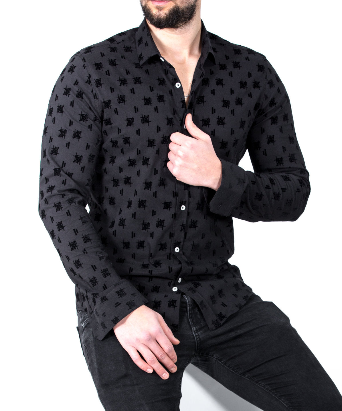 Стрейчева чорна дизайнерська сорочка з малюнком L XL 80-06-460