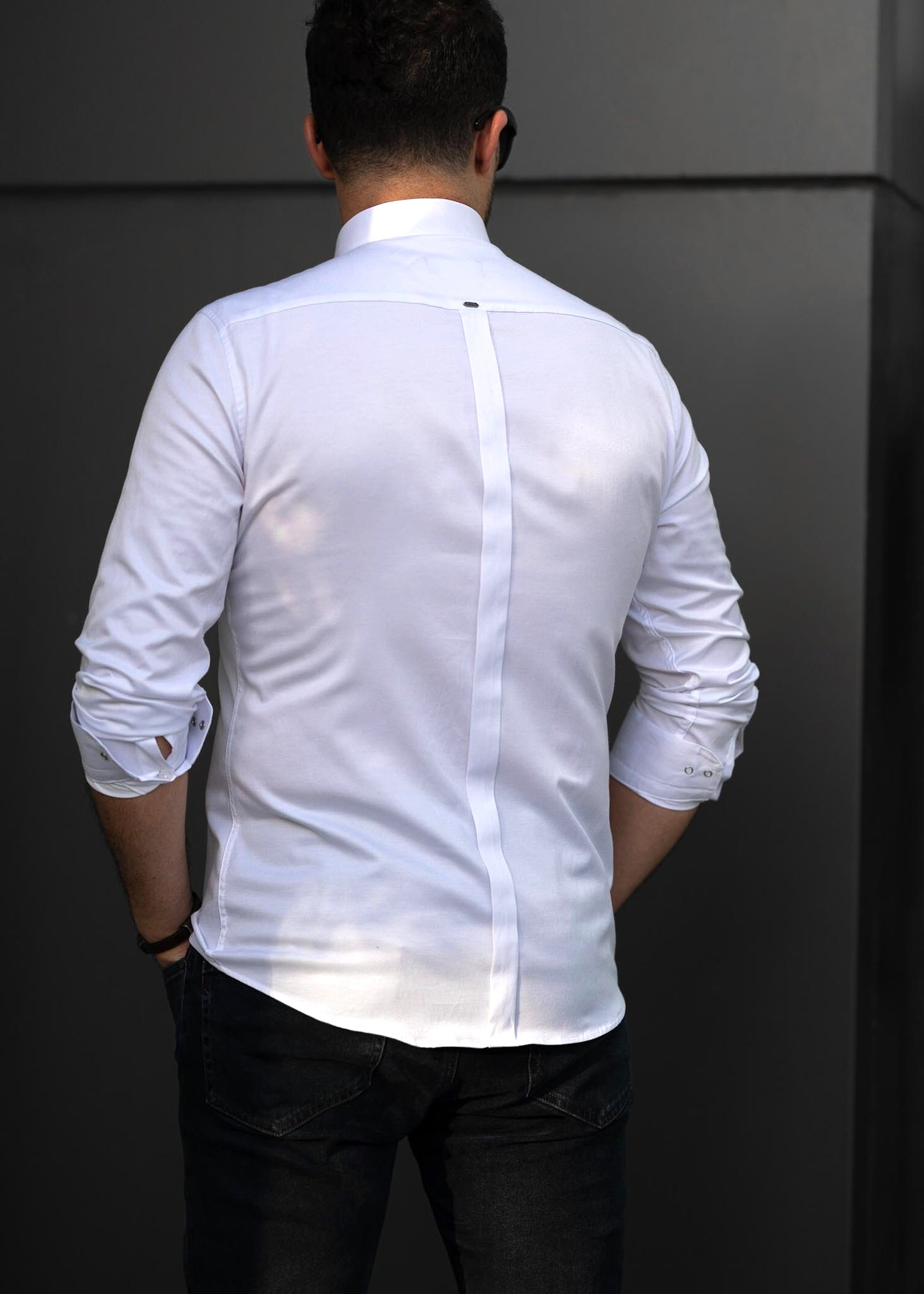 Біла строга приталена сорочка з класичним коміром S M L XL XXL 3XL 01-07-401